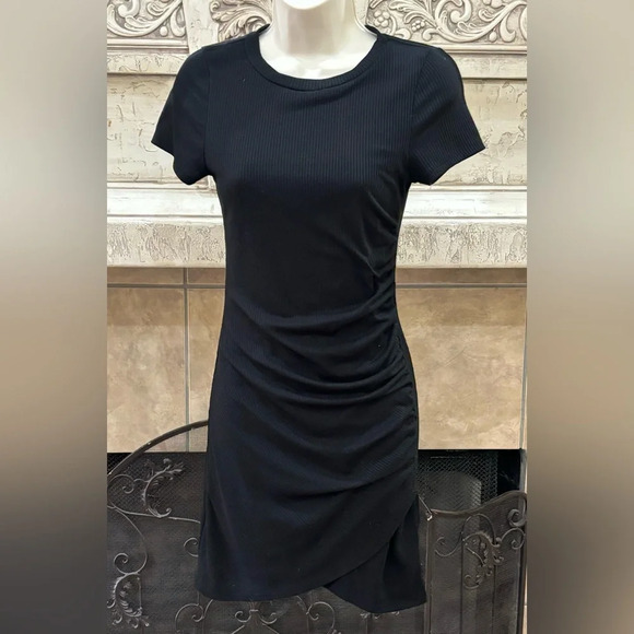 Black Fitted Cotten Dress Size Small - Picture 1 of 4